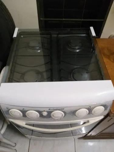 Fogão de 4 bocas