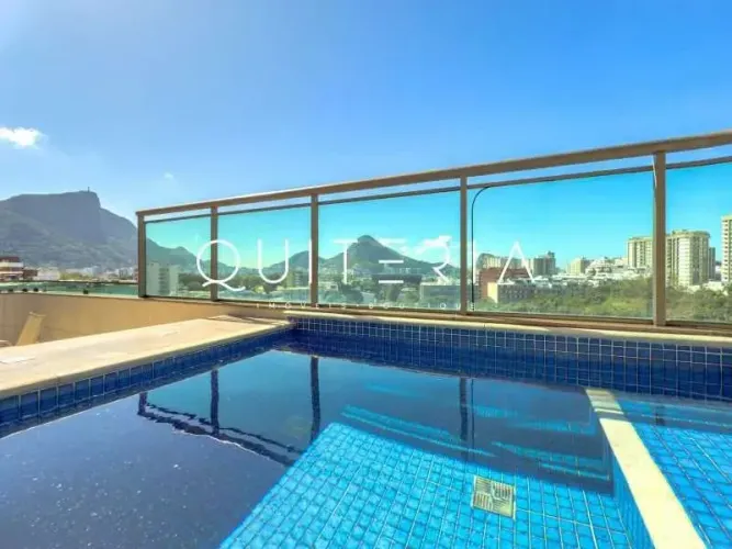 Cobertura à venda no Leblon com varanda 3 quartos sendo 2 suítes terraço com piscina churr