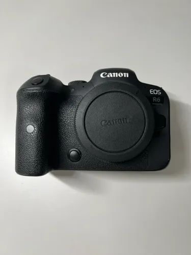 Câmera Canon EOS R6