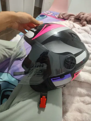 Capacete
