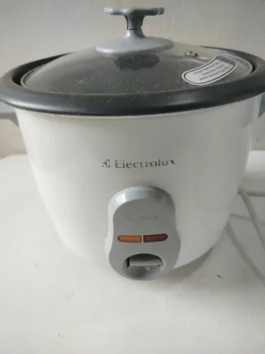 Panela Arroz Elétrica Electrolux SC 100
