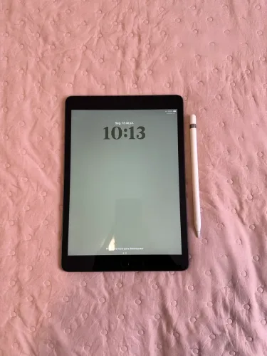 iPad 9ª Geração 64GB Wi-Fi Cinza Espacial + Apple Pencil 1ª Geração + Caixa