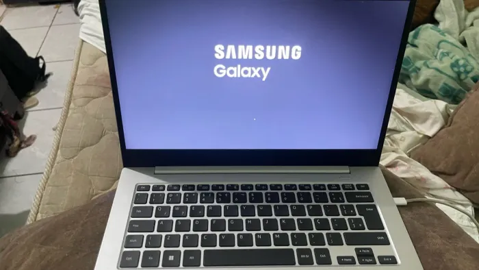 Notebook Samsung Book Go 14