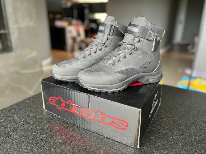 Vendo - Bota Alpinestars CR-6 Drystar (usada)
