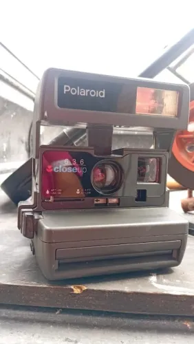 Máquina fotográfica Polaroid