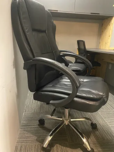 Cadeiras de escritório 