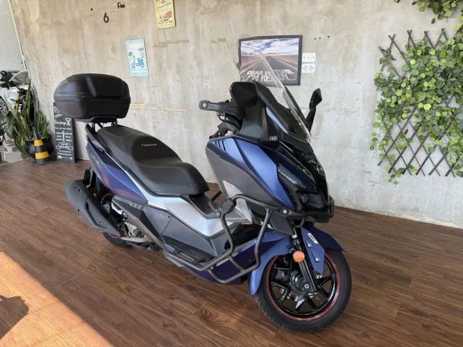 Dafra Cruisym 300 2024