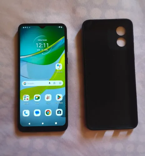Telefone Moto E 13