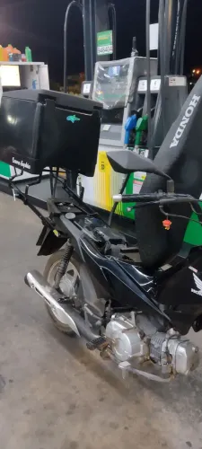 Suporte regulável/Baú Pop 110i