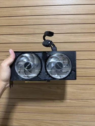 PLACA DE VÍDEO RTX 5070 12GB GALAX 