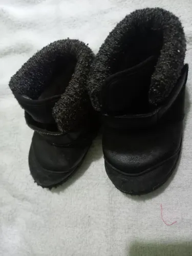 Lote de sapatos infantis