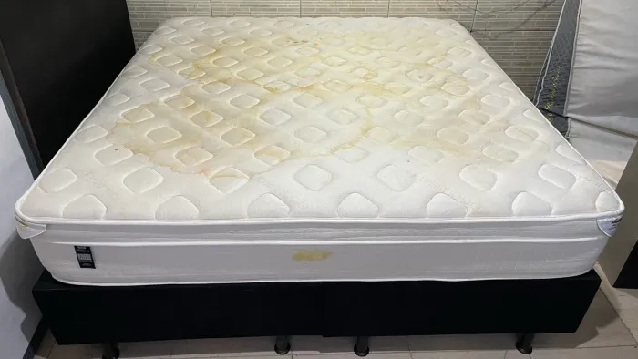 Cama Box Super King Simmons 
