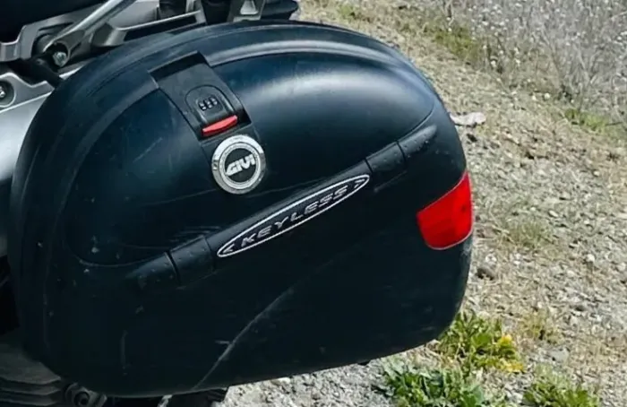 Par De Bau Bauleto Maleiro Lateral Givi E41 Keyless