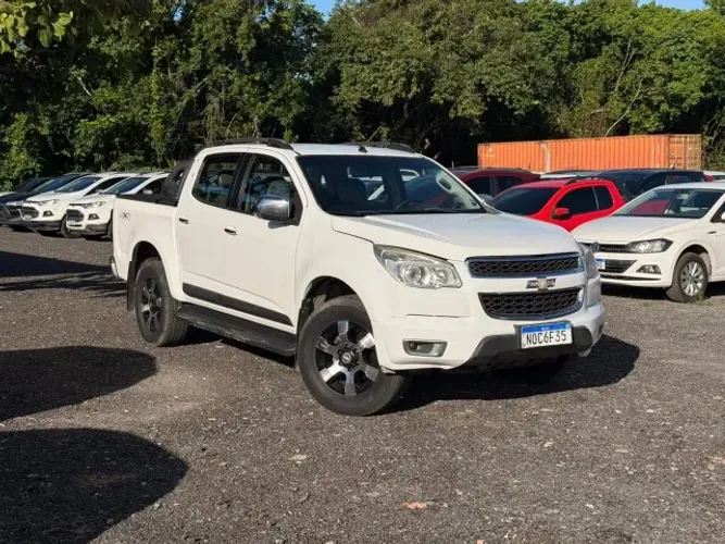 Chevrolet S10 Pick-up LTZ 2.8 TDI 4X4 CD Dies.aut 2013