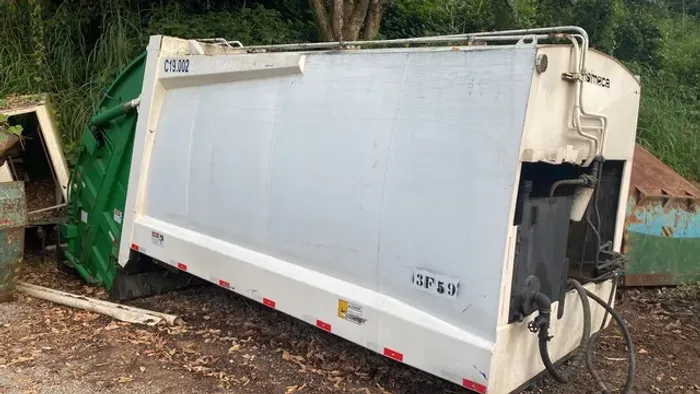 Compactdor lixo 19m3 Usimeca