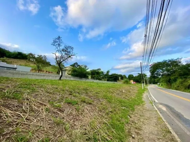 Lote comercial ou residencial - A partir de 381m² com excelente localização