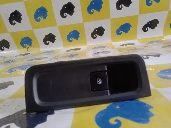 Botao Vidro Eletrico Traseiro Esquerdo Onix 2018 2019