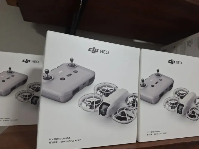 Drone Dji Neo combo Fly More Lacrado