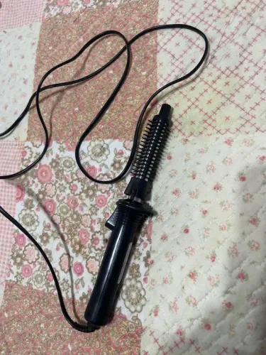 Bíceps de cachos! Chapinha modeladora de cachos