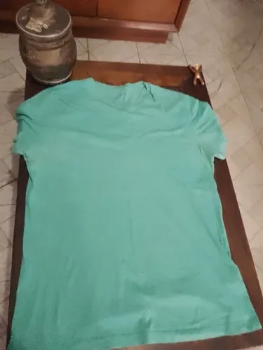 Camiseta  Richards. GG. Oroginal