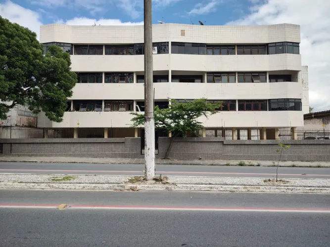 UNIVERSITÁRIO - 135M²