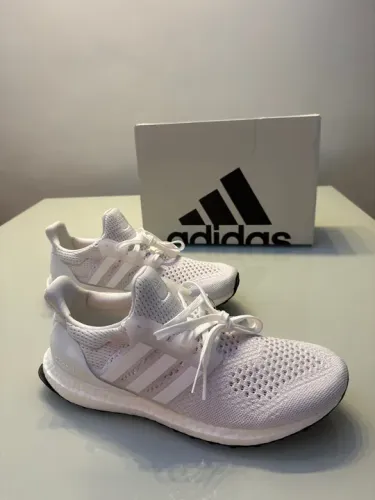 Adidas Ultraboost branco 41