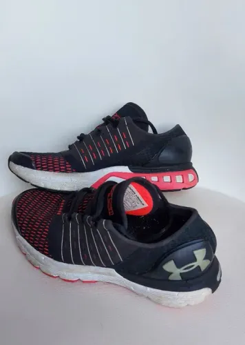 Tênis de Corrida Feminino Under Armour SpeedForm N°35