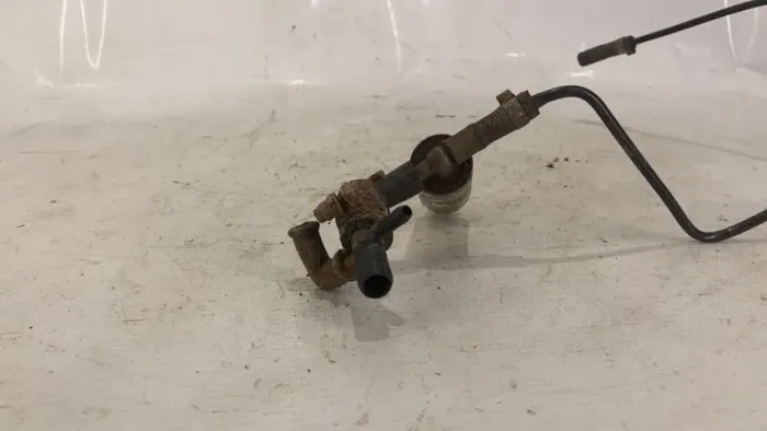 Válvula Solenoide Do Canister VW Santana/Quantum 92-97