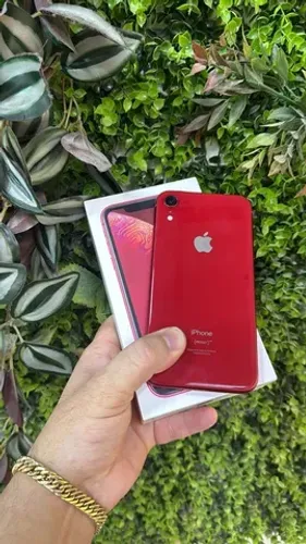 iPhone XR 128gb semi novo bateria entre 79% a 100%