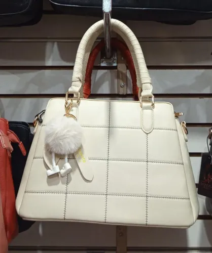 Bolsa de ombro feminina branca