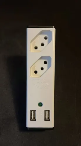 Filtro De Linha Enermax - 2 Tomadas E 2 Usb-a - Bemligado
