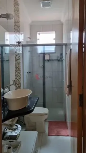 Casa · 138m² · 3 Quartos · 2 Banheiro 2 vagas- Jardim Tupanci - Barueri, SP