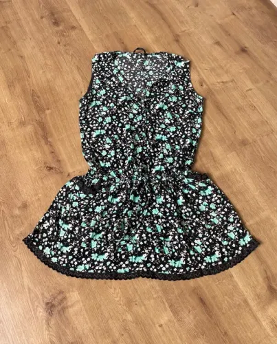 Saída de praia preto floral tam P