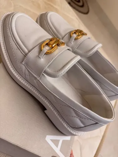 Mocassim Arezzo em Couro