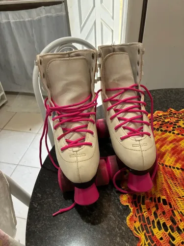 Patins usado em ótimo estado 