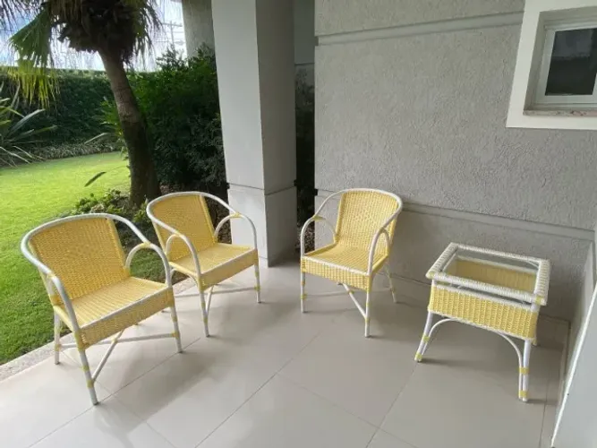 Conjunto de Cadeiras com mesa de Vime
