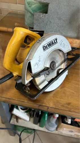 Serra Circular DeWalt DW366-B2 1800w 220v 184mm