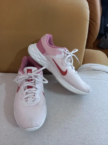 Tênis Nike Rosa Feminino - Número 34