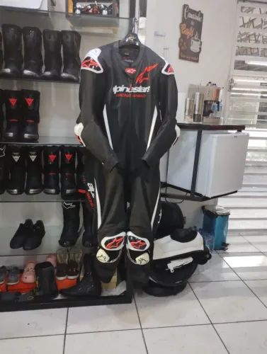Macacão alpinestars 56 Eur GP PRO R 7 zerooooo