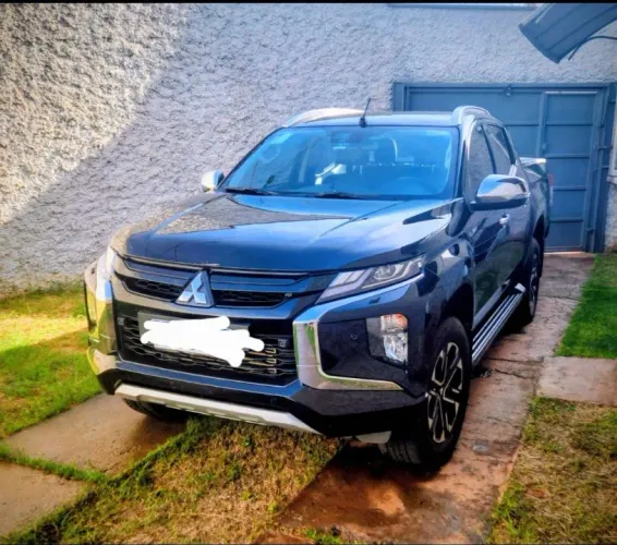 Mitsubishi L200 Triton Sport HPE-S 2.4 CD Dies. AUT 2024