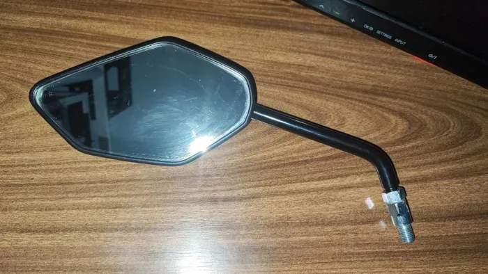 Espelho Retrovisor esquerdo original para moto YAMAHA FZ-15 2024