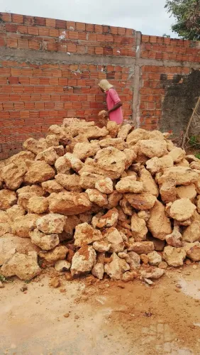 PEDRA BRUTA 