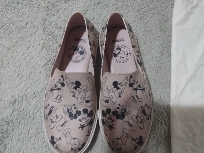 Vendo tênis Melissa rosa slip on Mickey 