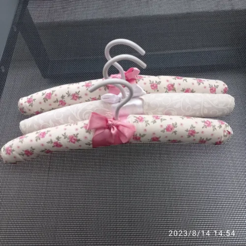 Cabides Decorados Roupas Crianças.