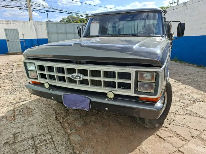 Ford F-1000 Turbo Diesel 1977