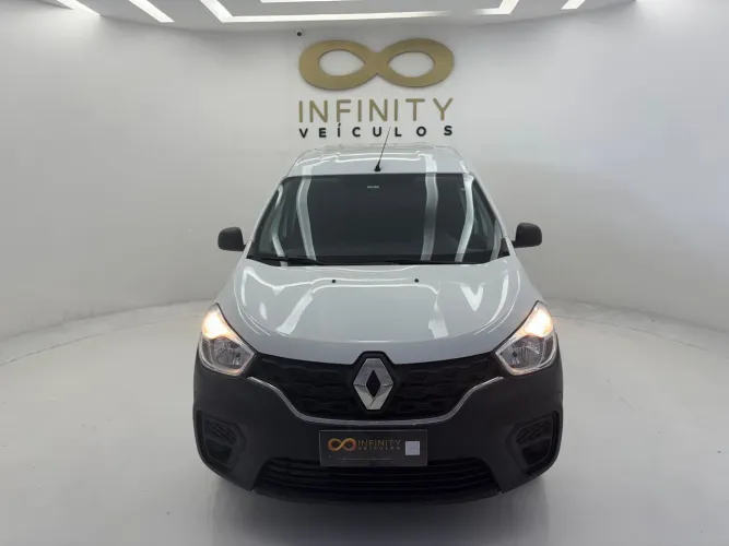 Kangoo 2025 Express Pro 1.6 Flex Manual Cautelar Aprovado e Garantia 