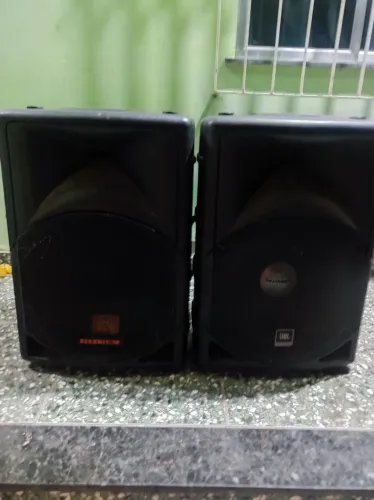 Caixas ativas jbl seleniun SPL1502 e SLP1503