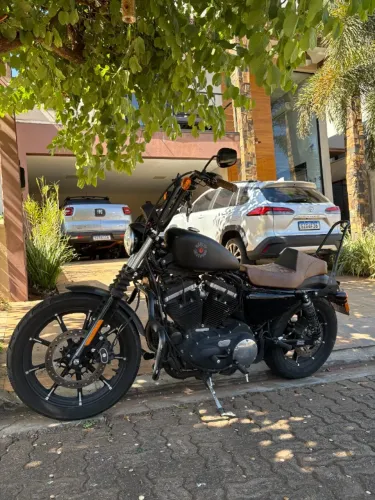 Harley Davidson Iron 883 - 11k em Acessórios Premium + Peças Originais