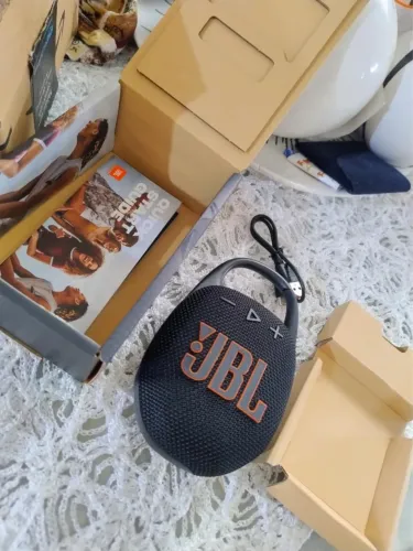 Caixa de Som Bluetooth JBL Clip 5 | Lacrada