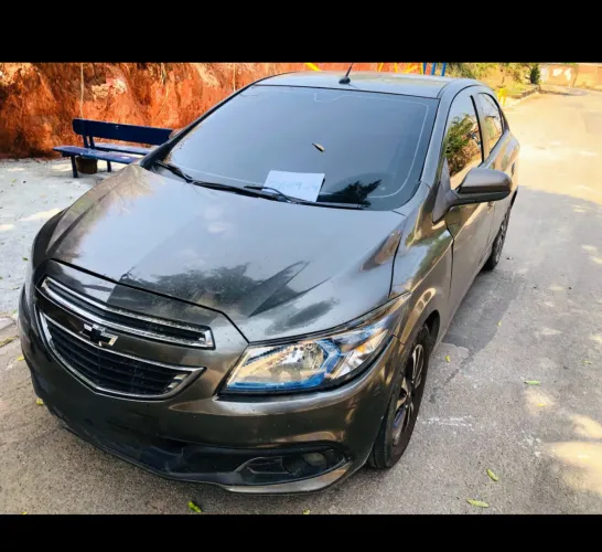 Chevrolet Onix Hatch LTZ 1.4 8V Flex Power Mec. 4P 2014